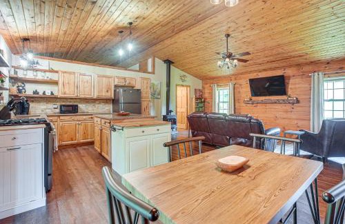 White Cottage House | Pond and Fire Pit Charming Log Cabin near Blue Rock
