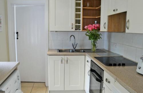 Sedgehill House | Pond-B6844