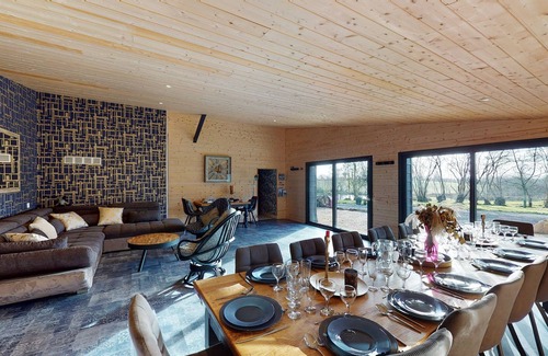 Le Parc House | Pond-side property, games room, Tiny House, sea & Mont-St-Michel