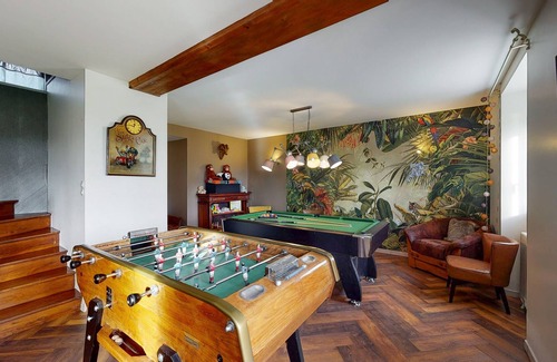 Le Parc House | Pond-side property, games room, Tiny House, sea & Mont-St-Michel