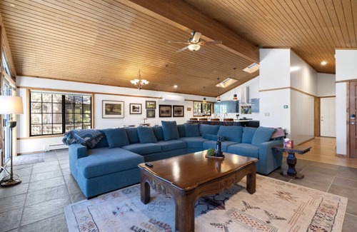 Flagstaff Cabin | *Pond View*Fenced yard*Video Games*Ping Pong*Arcade Game*