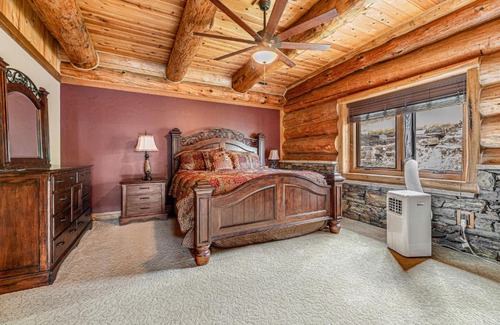 Hill City House | Ponderosa Lodge