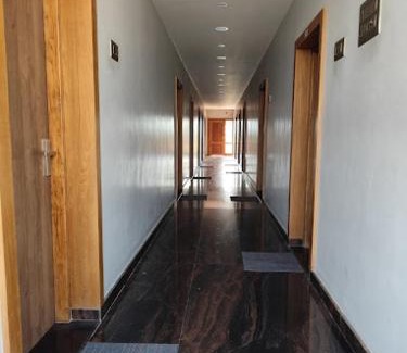 Sivagiri Cabin | Ponpandian Family Restaurant