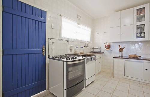 Maresias House | pool/5 bedrooms/4 wc/barbecue/mini tennis court/wifi