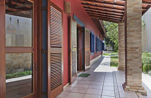 Maresias House | pool/5 bedrooms/4 wc/barbecue/mini tennis court/wifi