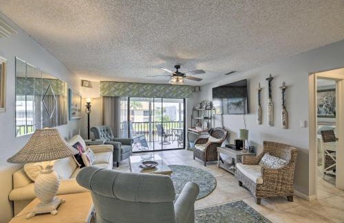 Caloosahatchee Apartment | Pool and Canal Access Central Cape Coral Condo!