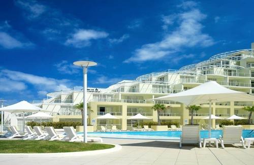 Ettalong Beach Apartment | Pool, beach & cafes, TOP NOTCH