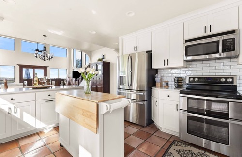 Wimberley House | Pool | Hot Tub | Stunning views | Lux | Game Room