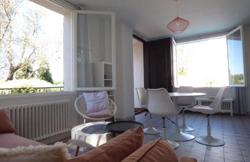 Chateauneuf-Grasse House | Pool House Matisse in large park with heated pool