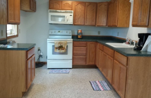 Ferryville Cabin | Pool Nine Bunkhouse.