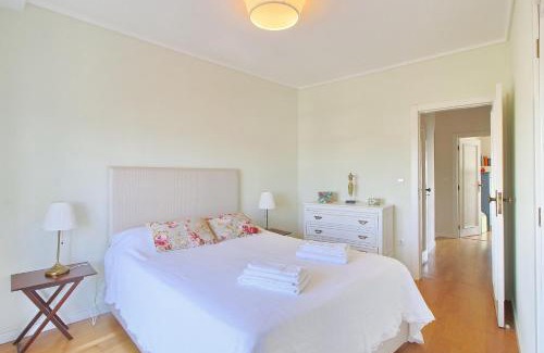 Barra House | Pool & Tennis Beach House