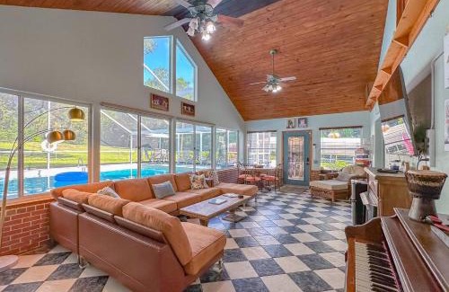 Tallahassee House | Poolhot Tub Sleeps 16 Game-filled Fun