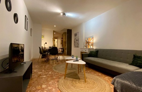 Nevers Apartment | Pop Boulevard