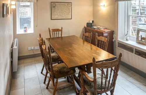 Holt House | Poppies