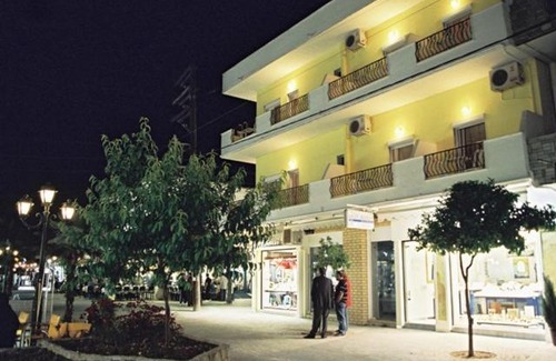 Kallithea Apartment | Poppis Studios