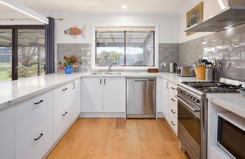 Port Albert House | Port Albert Waterview Retreat