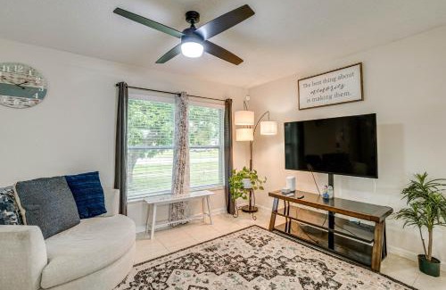 Port Charlotte House | Port Charlotte Home with Sunroom, Grill and Fire Pit!