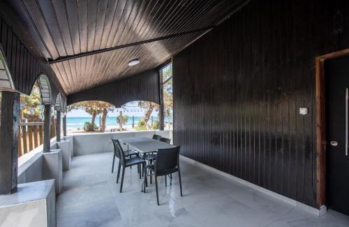 Haifa Apartment | PORT CITY - Beach Front Haven - 2 Bdrms W Garden