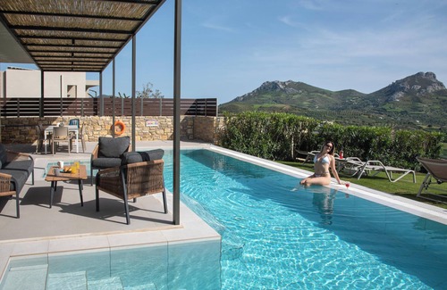 Agios Vasileios Villa | Porti Aphrodite 1 - A Stylish Eco Villa near beaches