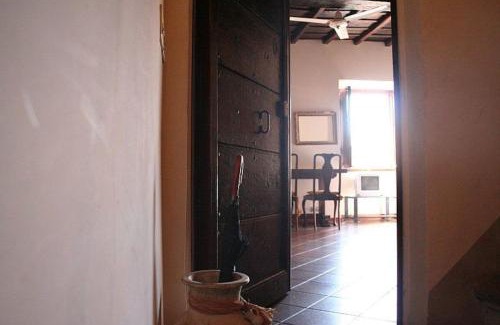 Rione XI Sant'Angelo Apartment | Portico d'Ottavia, the ancient Rome