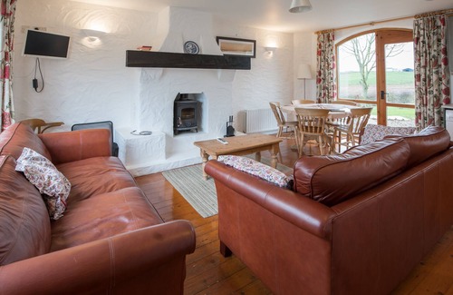 Bushmills Cottage | Portnoffer: Entire 4BD Cottage