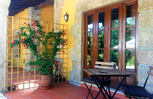 Valongo Cottage | Porto Natura Villa - nature and pool, w/direct train to Porto historic center