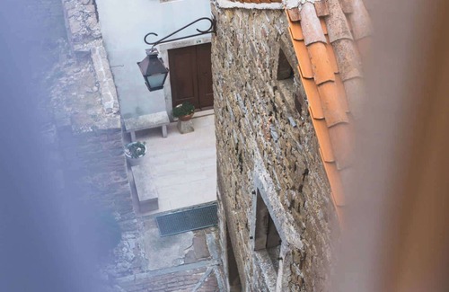 Oprtalj Apartment | Portole Loft Suite 3