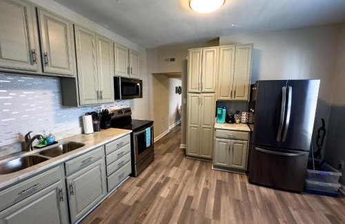 Portsmouth House | Portsmouth 2BR 1BA Getaway