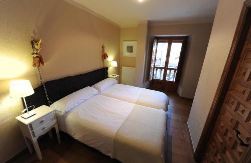 Orzales House | Posada Rural Bistruey