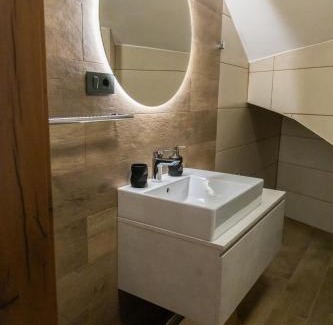 Dutovlje Apartment | PosestvoRavbar