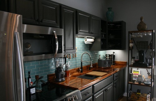 Beckley Apartment | Posh Studio Flat, Smart enabled, WVU Tech District, ADA Compliant, 15% Military