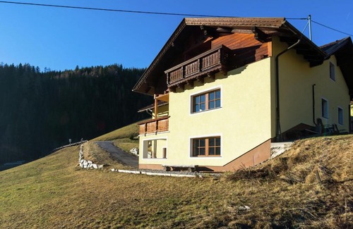 Rennweg am Katschberg Ski Chalet | Posh Villa in Rennweg am Katschberg with Wellness and Bar