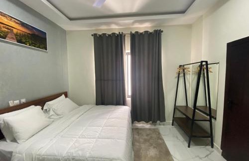 Kweiman Hotel | Post Ridge Hotel