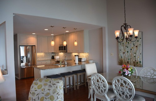 North Shore House | Postcard Pointe! A Smith Mtn. Lake Bernard's Landing Waterfront Townhouse
