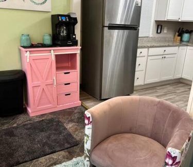 Pisgah House | Potomac River Quantico Marines 2BR Bungalow Home