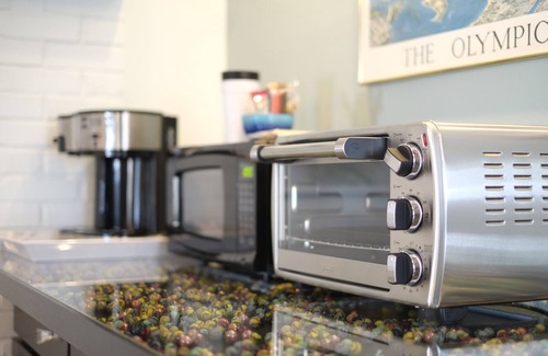 Poulsbo Apartment | Poulsbo Marina and Olympic Hideaway View