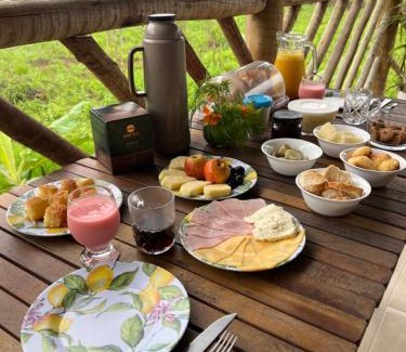 Guapimirim House | Pousada Camping dos Ypês