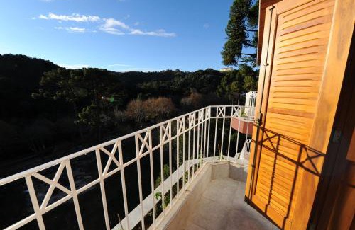 Capivari Hotel | Pousada Vilage Inn Capivari Campos do Jordão