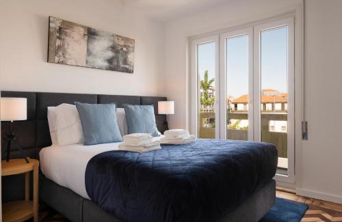 Centro / Baixa Apartment | Poveiros Terrace - 3BR Downtown apartment with AC