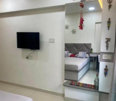 Marol House | Powai Comfort Retreat