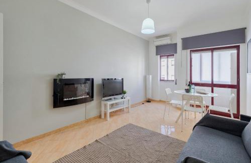 Setubal Apartment | Praceta Living - By Y Concept