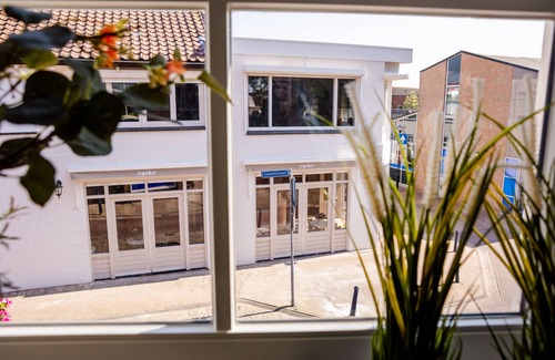 Yerseke Apartment | Prachtig 6-persoons Appartement in het Bruisende Centrum van Yerseke!