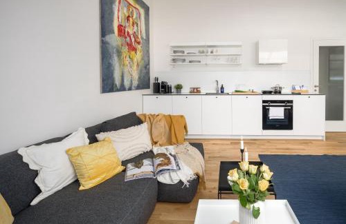 Vysehrad Apartment | Prague Days - Attic Apt - Workspace - 100 Mbps Wi-Fi - Park Nearby