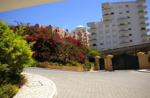 Praia da Rocha Apartment | Praia Da Rocha: Nice private condominium in Algarve