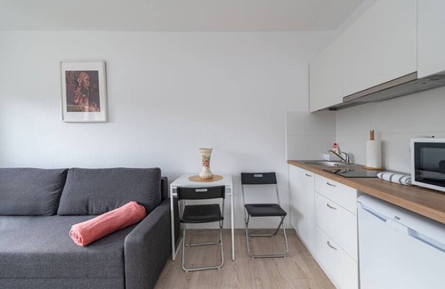Kaunas Apartment | Pramonės ap 9 by Polo Apartments