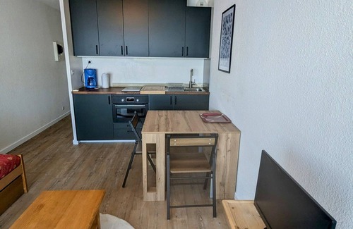 Prapoutel Apartment | Prapoutel: 2 Rooms, 4 People, Slope-Side