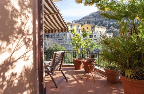 Bogliasco Apartment | Precious terrace in Bogliasco by Wonderful Italy