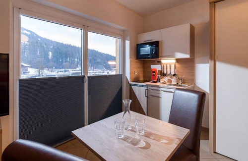 Scheffau am Wilden Kaiser Cottage | Premium-studioappartement Balkon, Küche, Couch ÜF - Haus Romeo - Alpine Gay Resort
