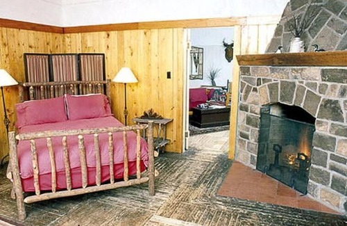 Meacham House | Premier Cabin 1 with Lake View