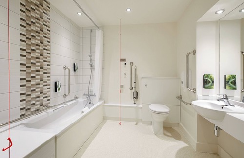 Braunstone Hotel | Premier Inn Leicester - Forest East